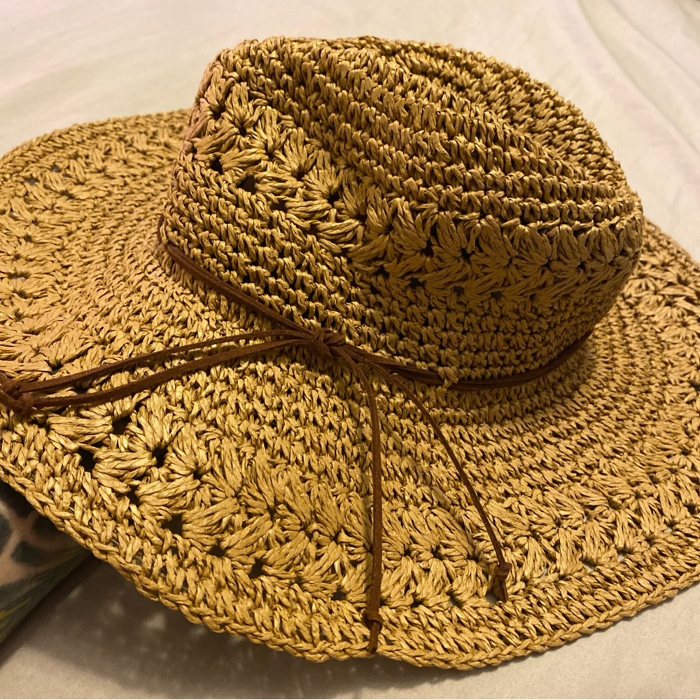 Mossimo Supply Co. Tan Braided Hat